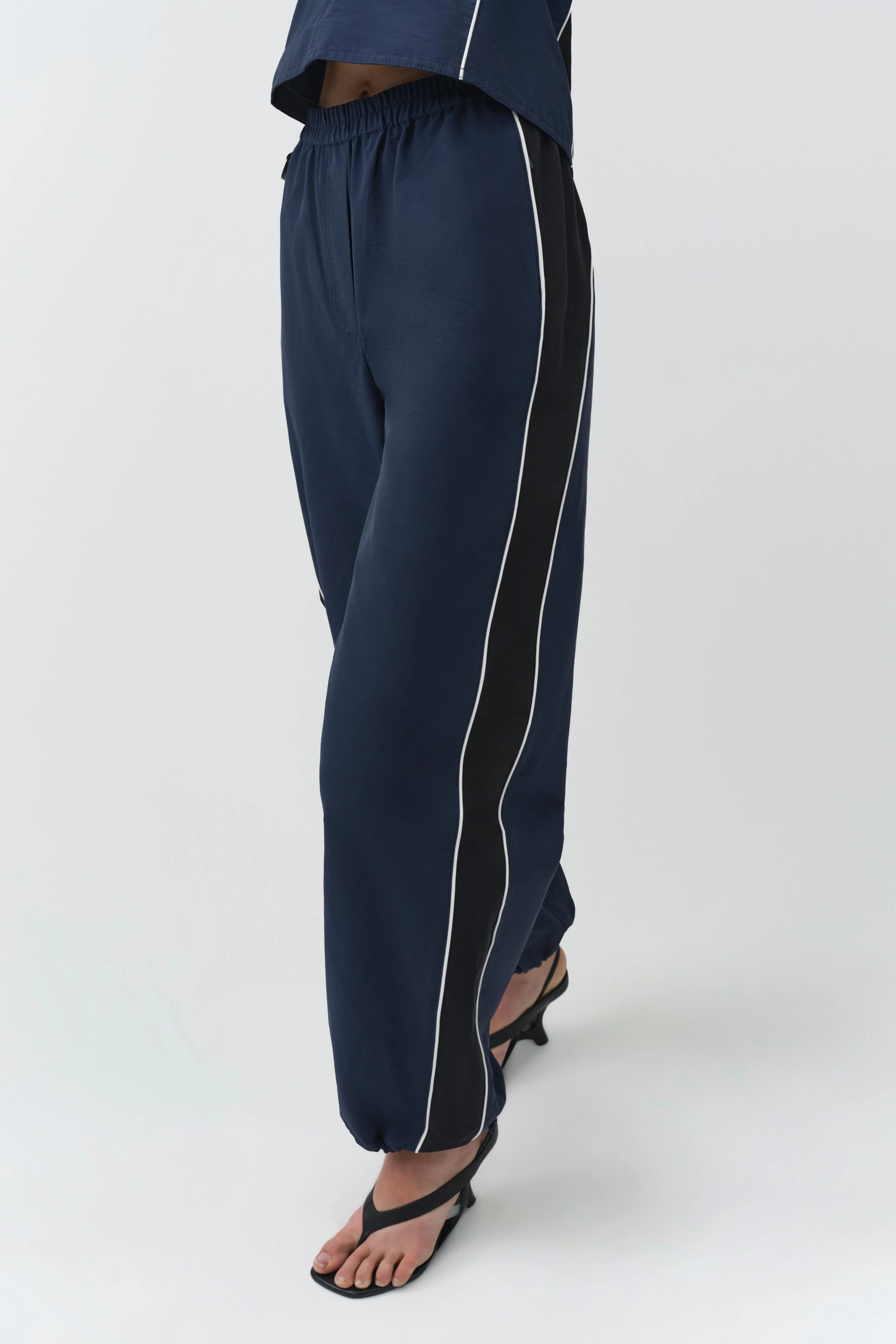 Falin Cotton Faille Jogger - Image 3