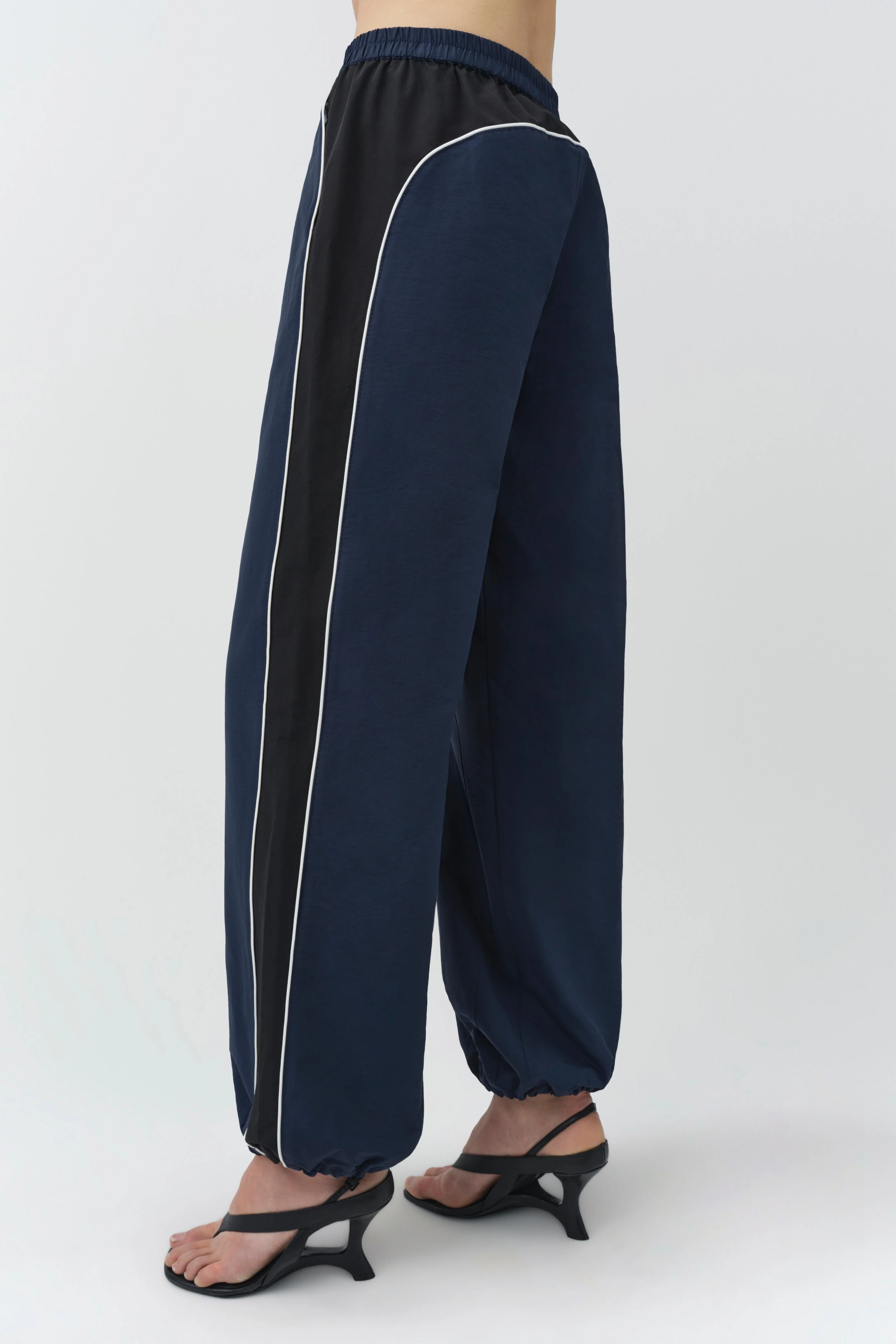 Falin Cotton Faille Jogger - Image 4