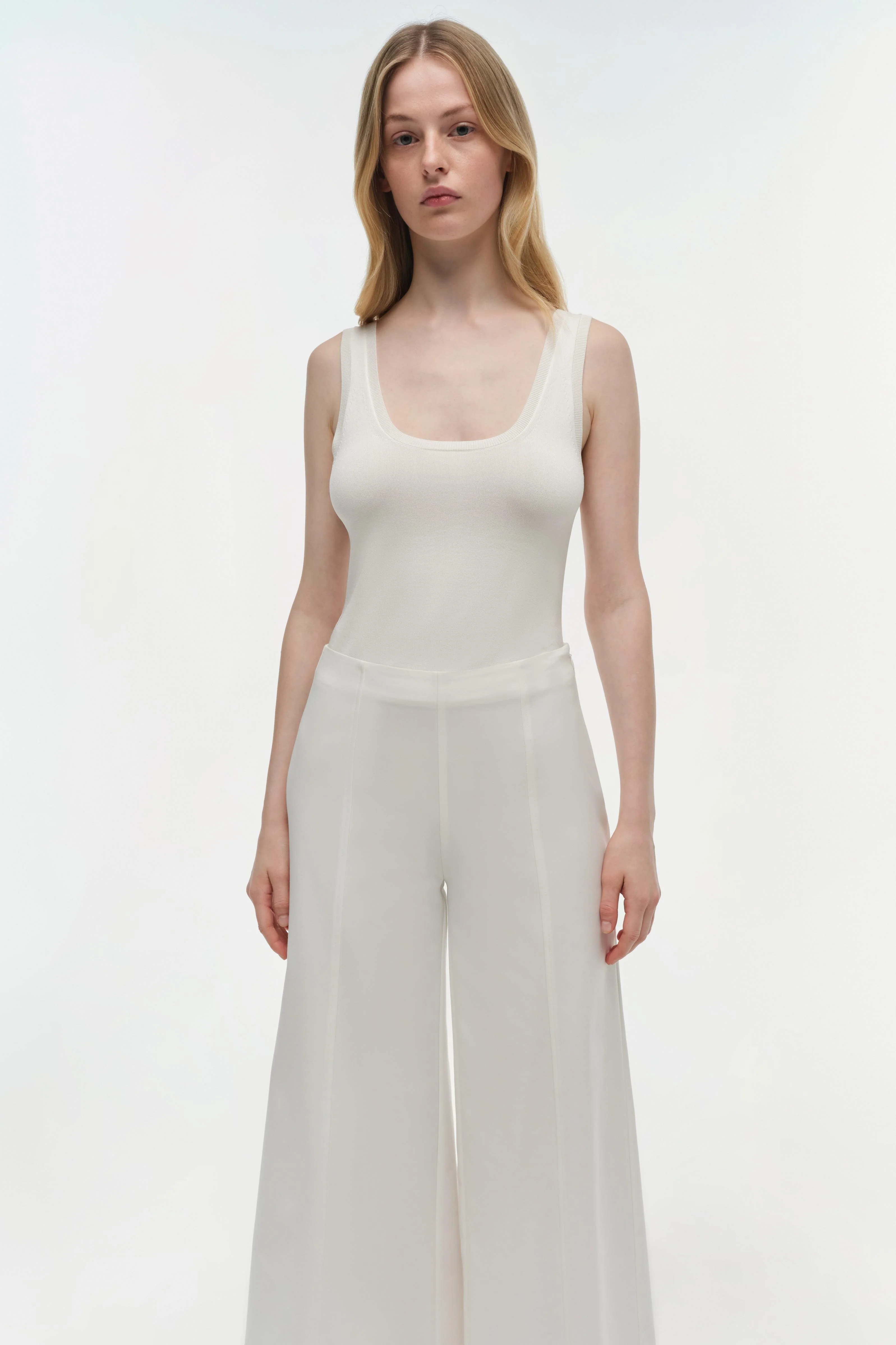 Kallin Cotton Cropped Pant - Image 3