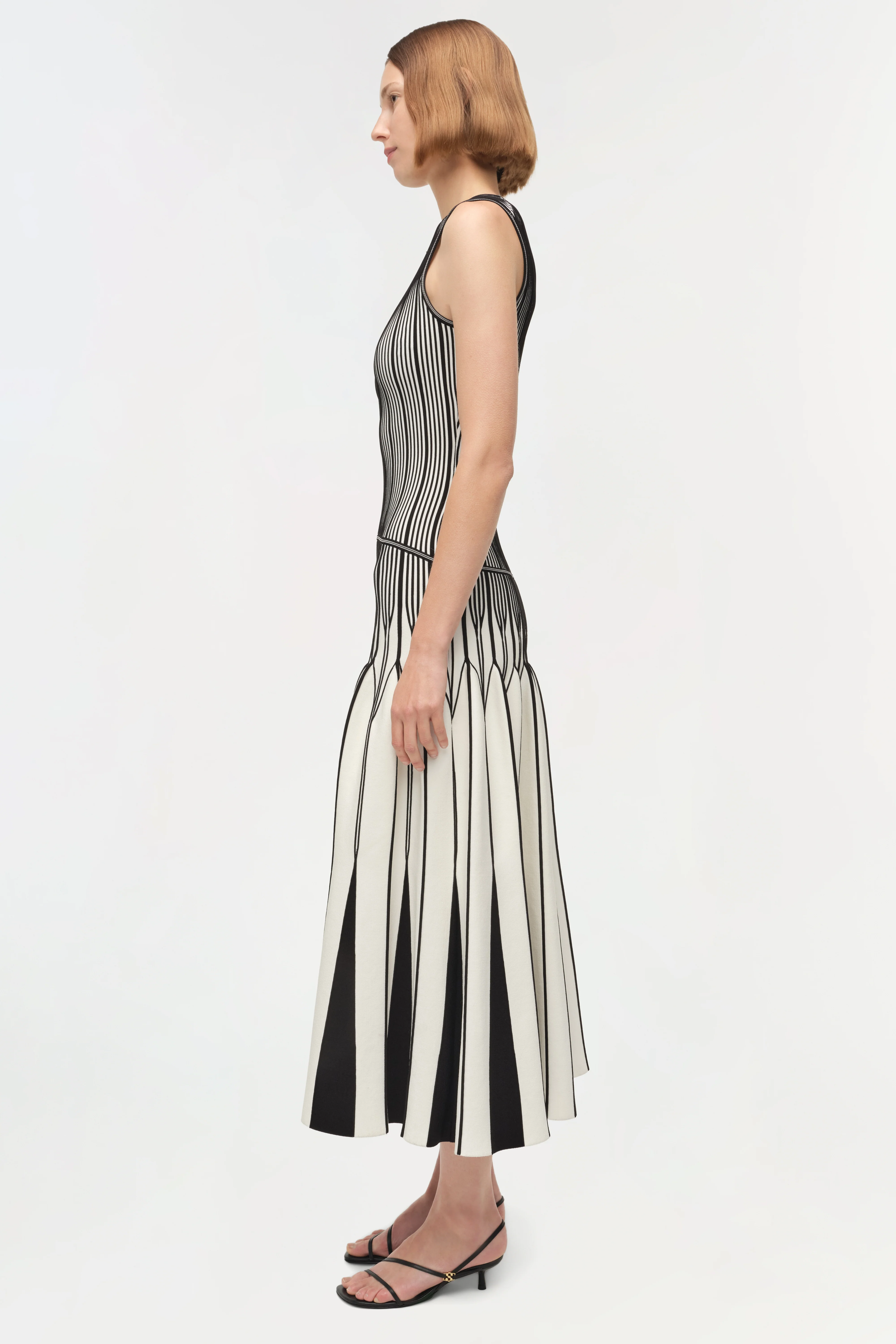 Oaklen Illusion Knit Midi Dress - Image 4