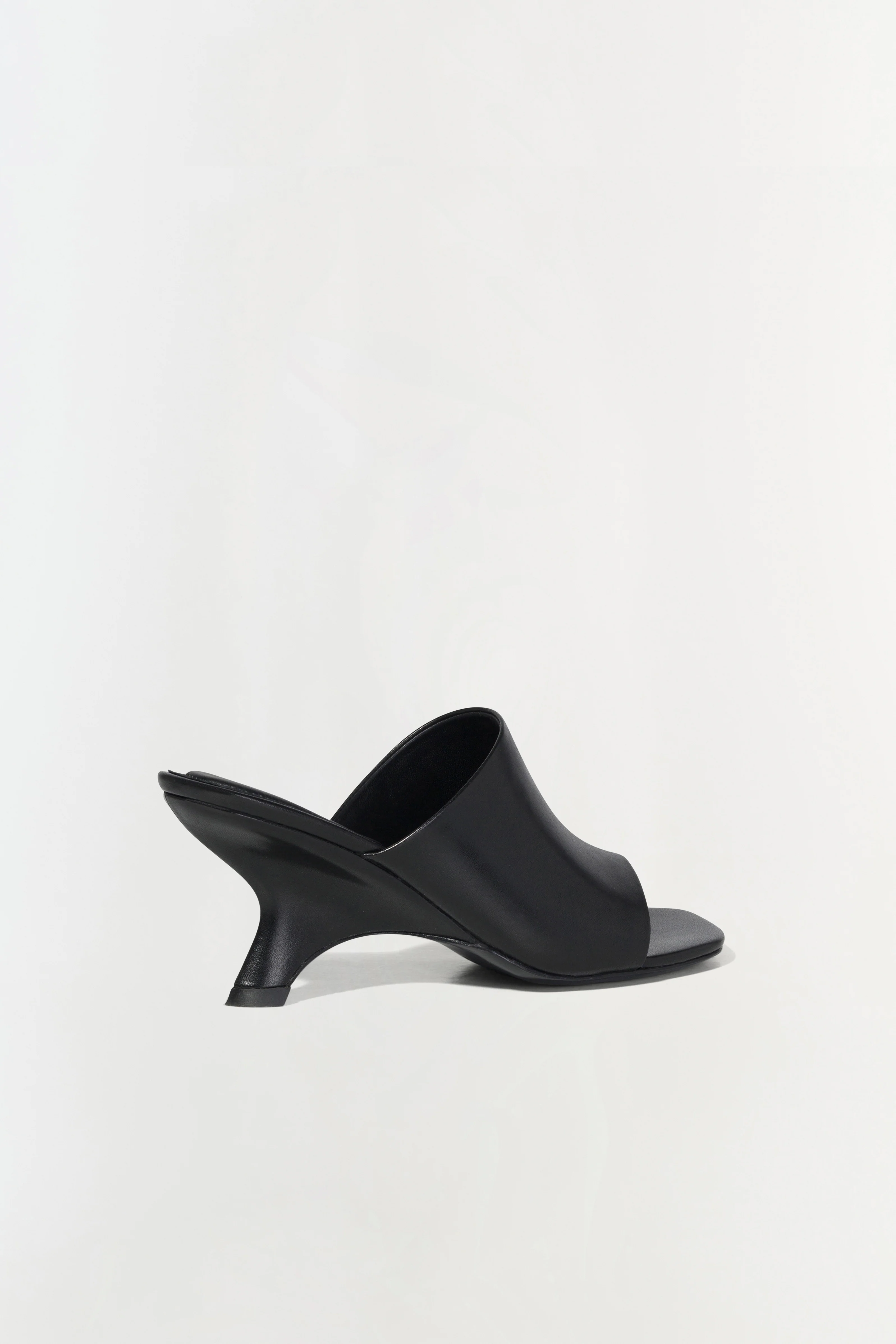 Shadow Mule Leather Sandal - Image 5