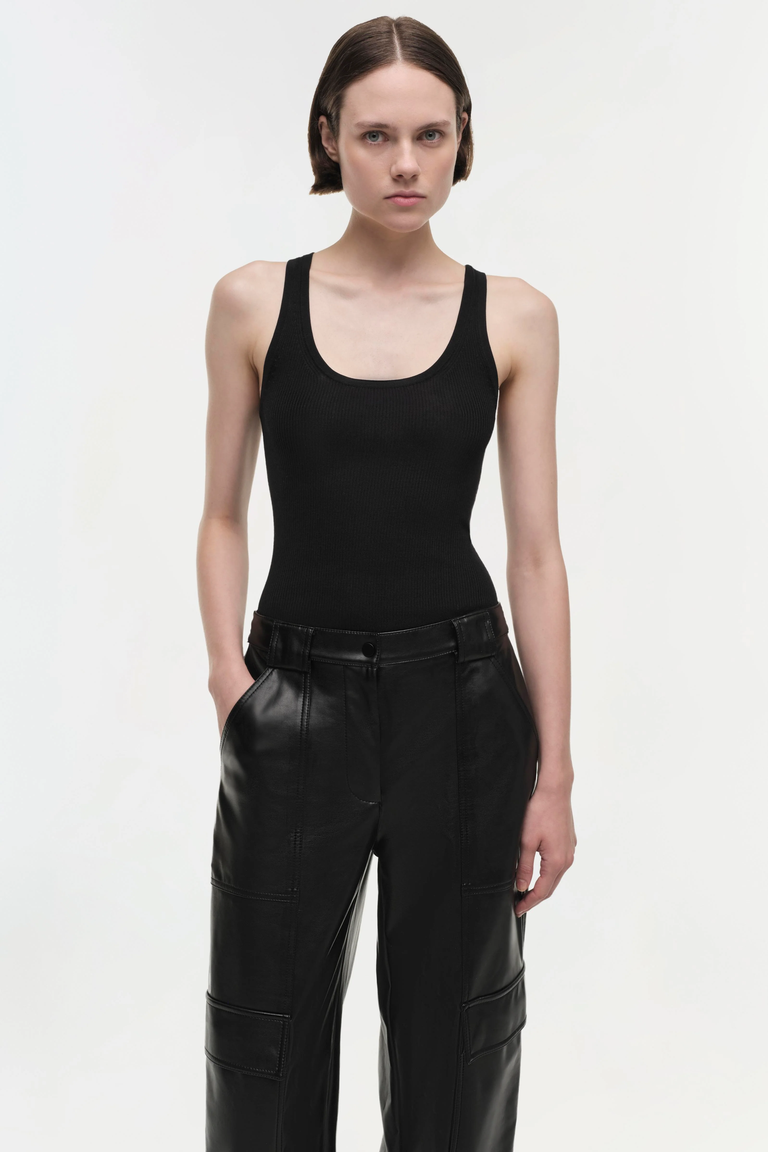 Sofia Pant - Image 3