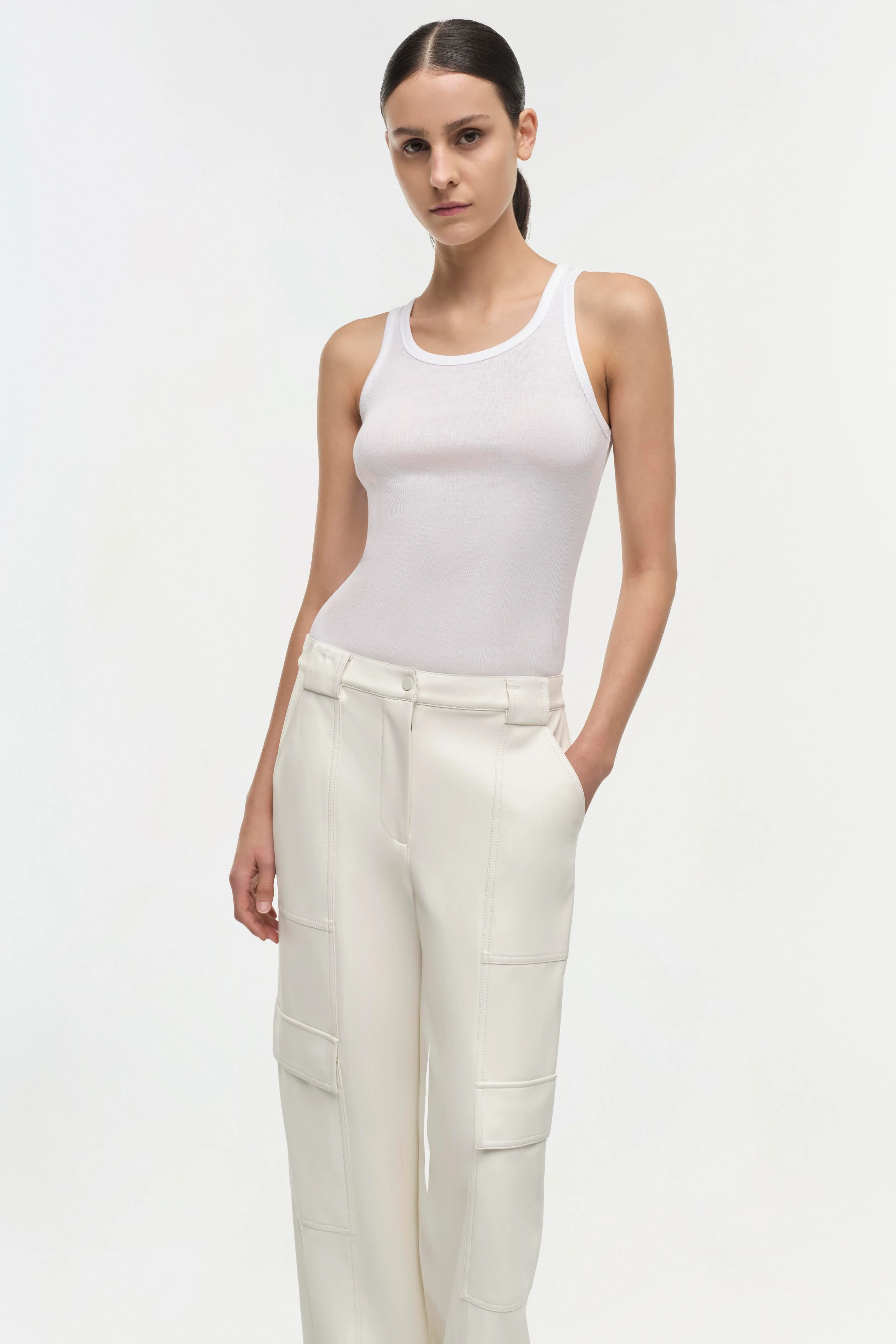 Sofia Pant - Image 3