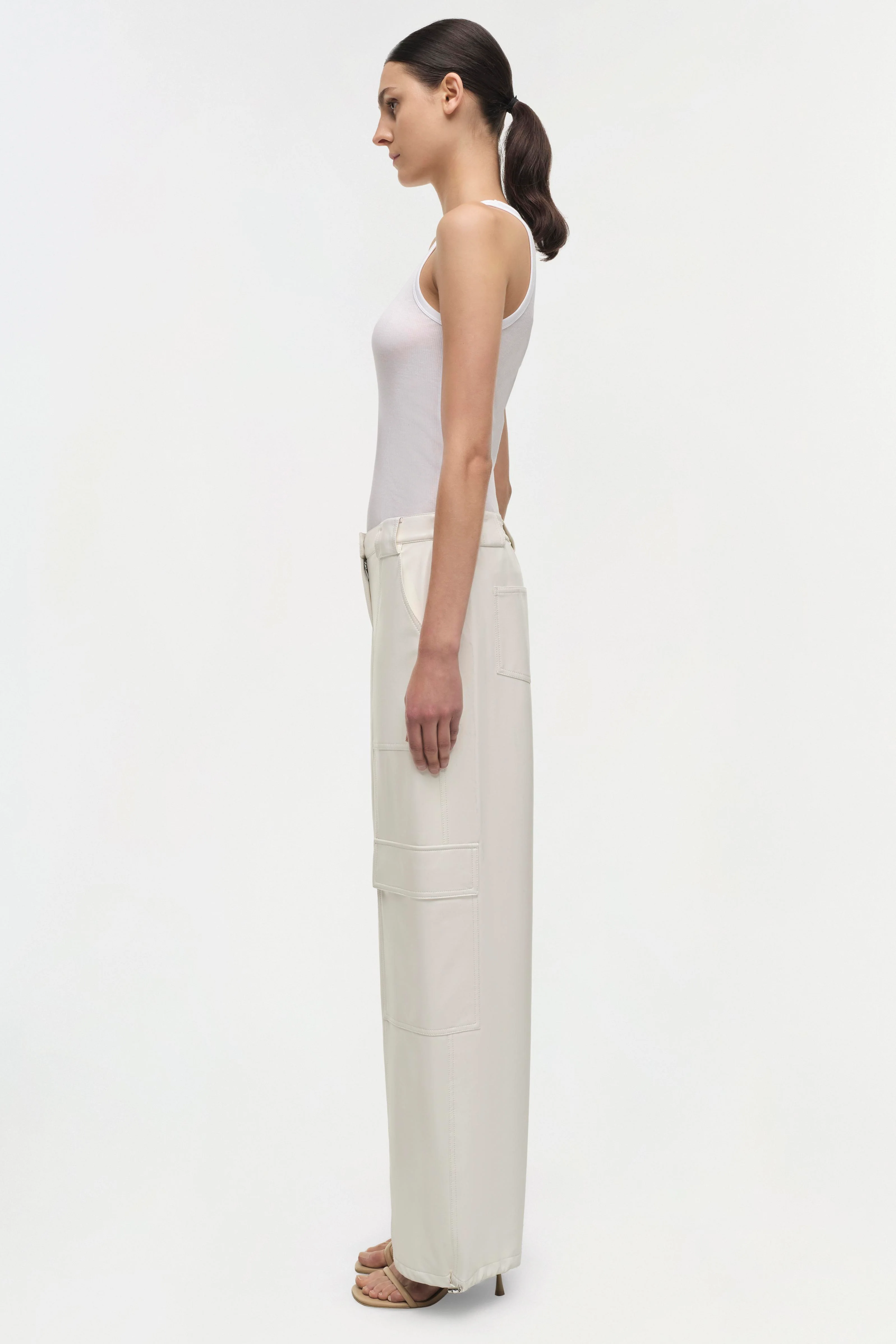 Sofia Pant - Image 4