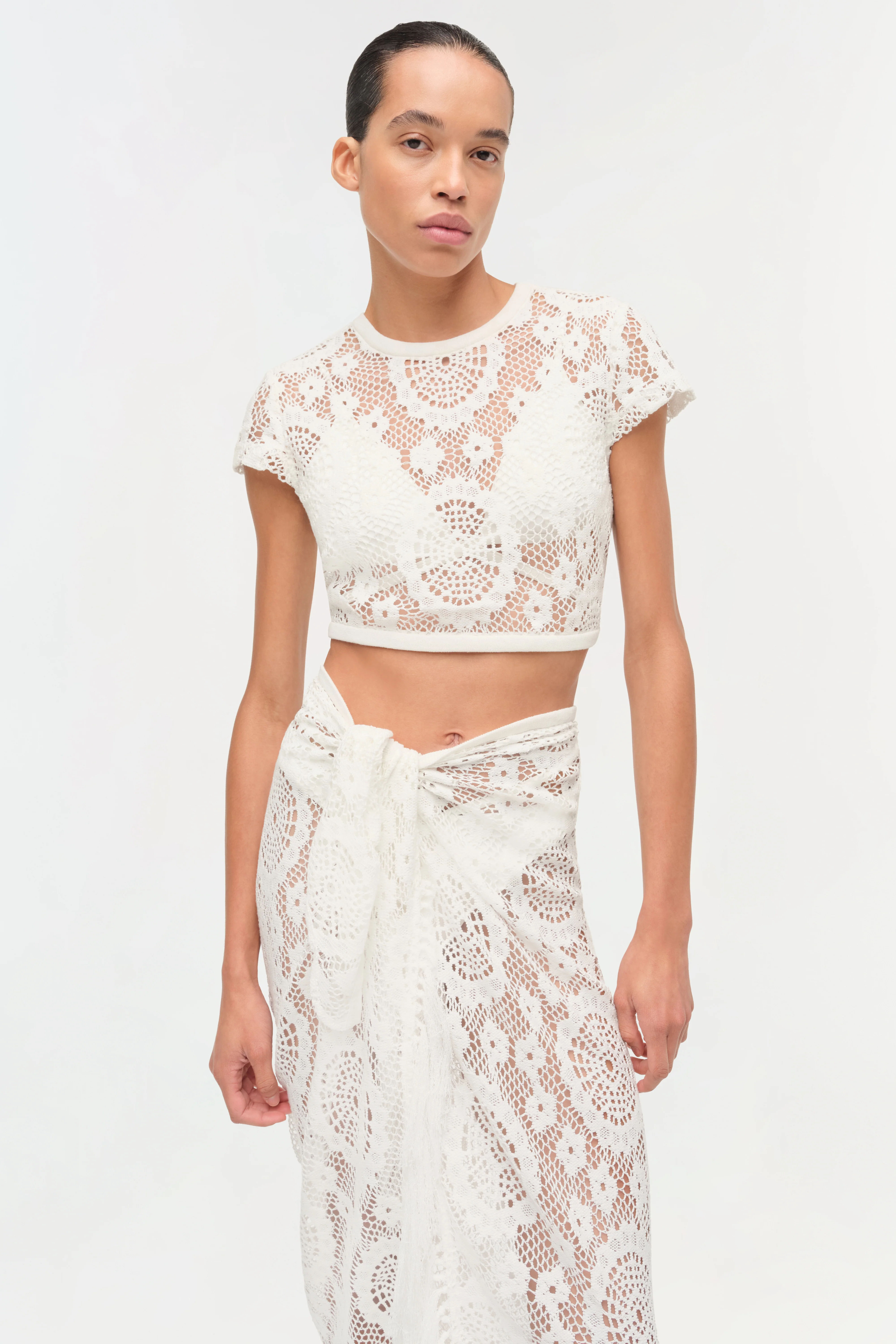 Thyri Fringe Trim Lace Parreo - Image 3