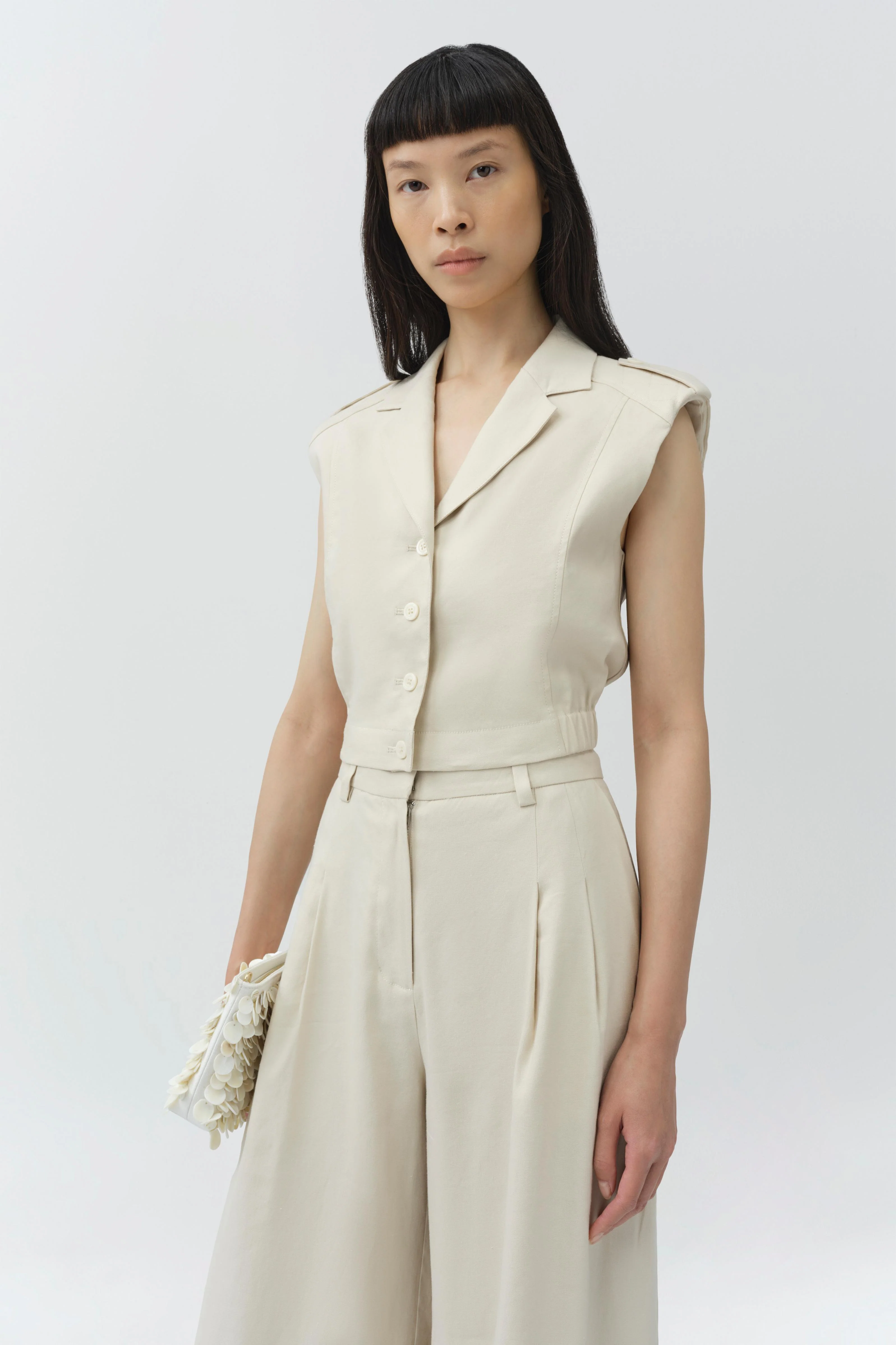 York Cropped Linen Vest - Image 3